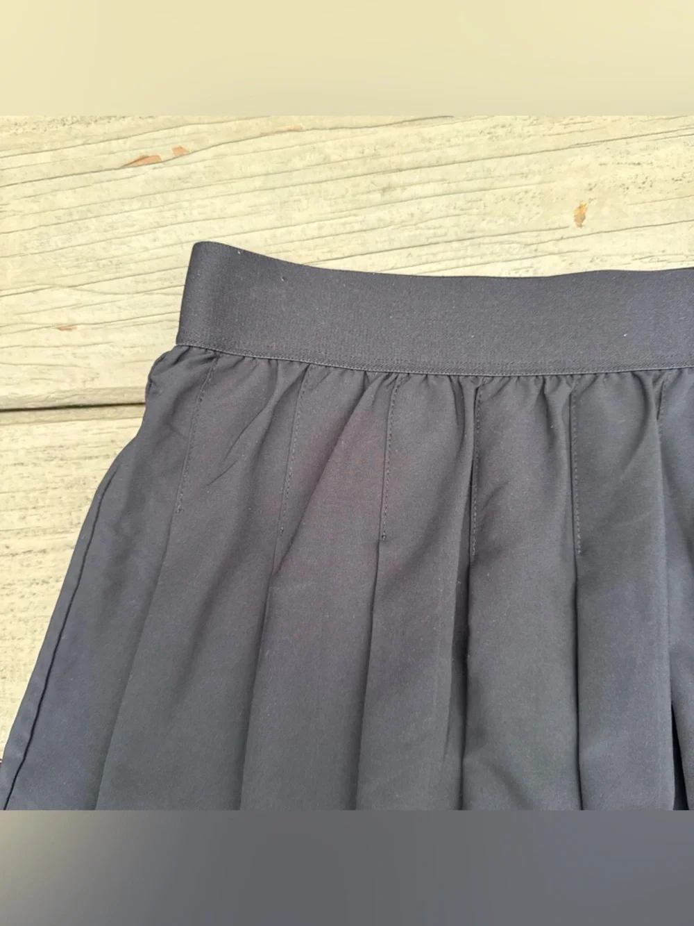 Alo Yoga Varsity Tennis Pleated Skirt in black size XS
